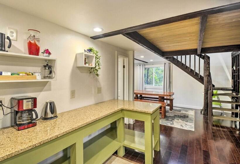 Cabin W/ Hot Tub, 25 Mi To Olympic Nat L Park