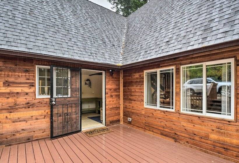 Cabin W/ Hot Tub, 25 Mi To Olympic Nat L Park