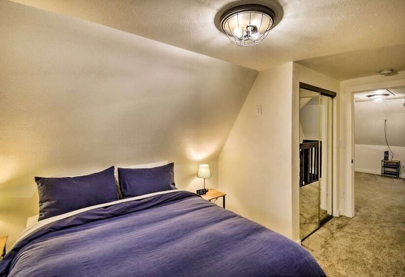 Cabin W/ Hot Tub, 25 Mi To Olympic Nat L Park