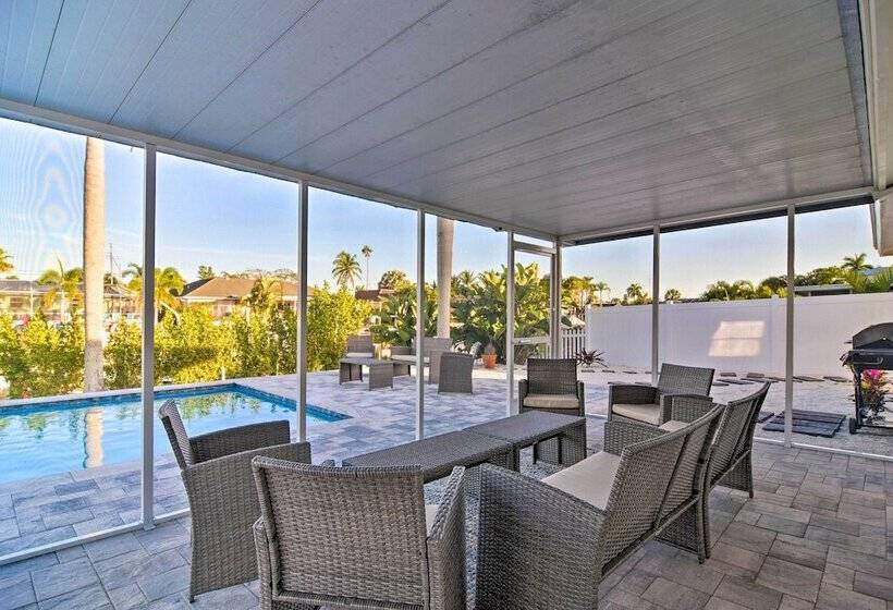 Canal Front Bradenton  Caribbean Retreat  W/ Pool