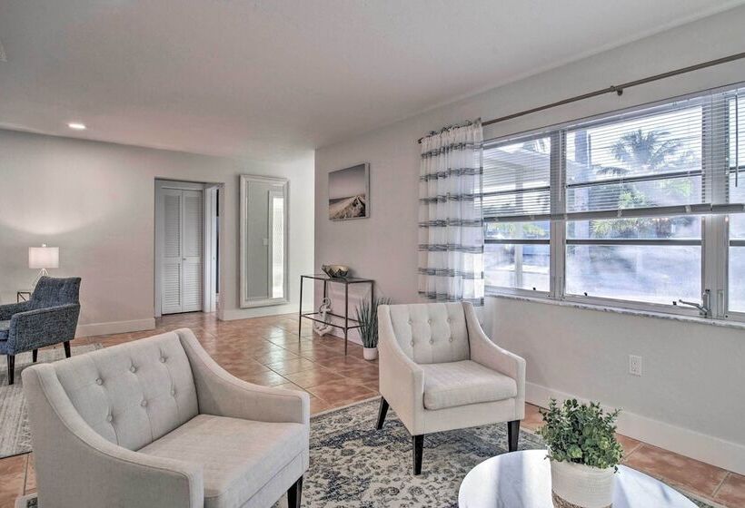 Canal Front Bradenton  Caribbean Retreat  W/ Pool