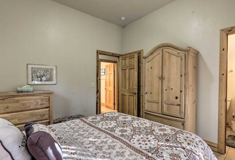 Carnelian Bay Home W/ Hot Tub Near Tahoe Skiing