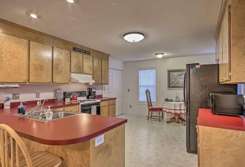 Chapin Home Near Boat Launch & Lake Murray!