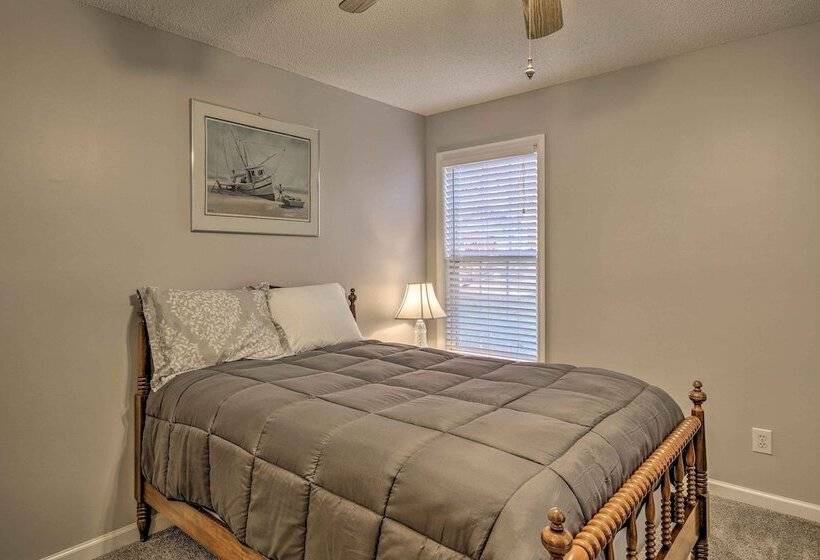 Chapin Home Near Boat Launch & Lake Murray!