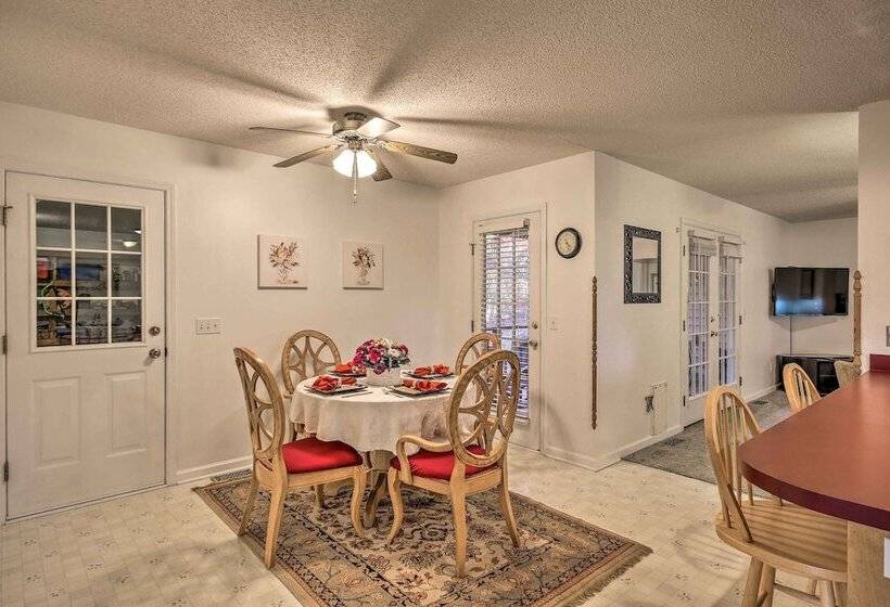 Chapin Home Near Boat Launch & Lake Murray!