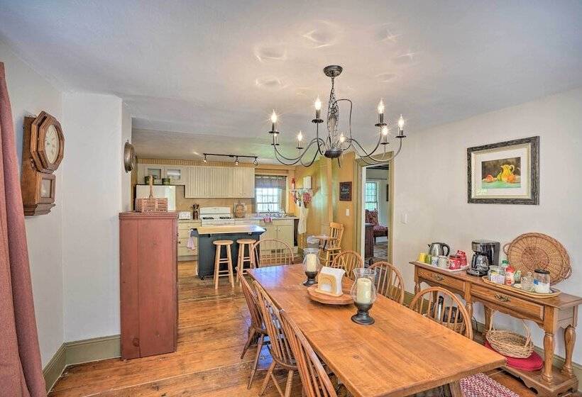 Charlemont Retreat On Chickley River W/ Ev Charger