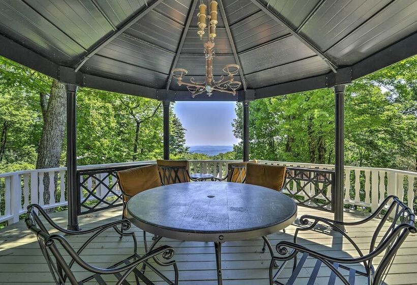 Charming Blue Ridge Cottage W/ Stunning Views!