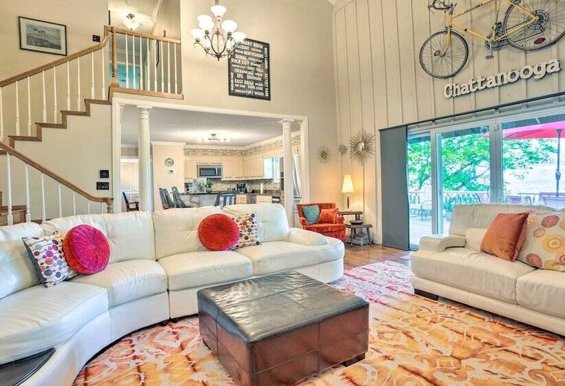 Charming Chattanooga Home W/ Downtown Views!