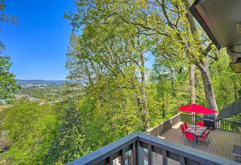 Charming Chattanooga Home W/ Downtown Views!