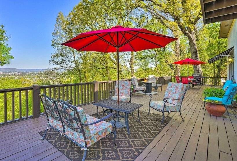 Charming Chattanooga Home W/ Downtown Views!