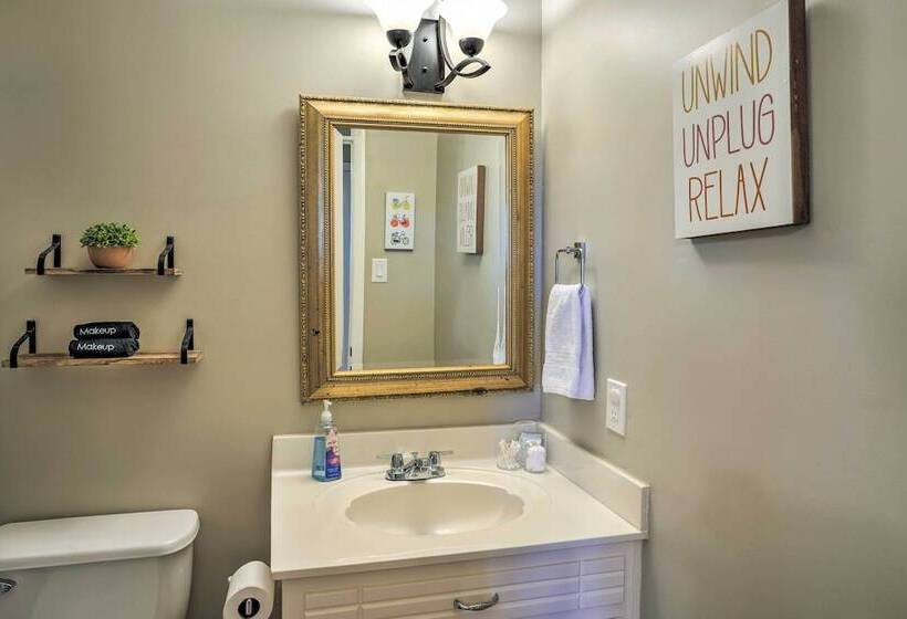 Charming Chattanooga Home W/ Downtown Views!