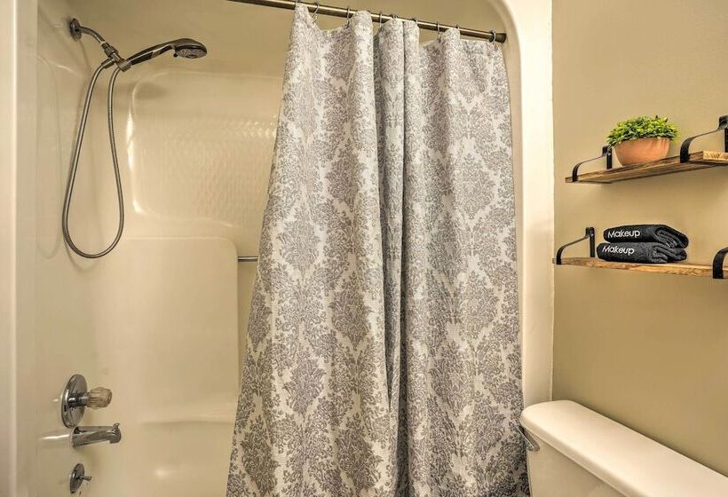 Charming Chattanooga Home W/ Downtown Views!