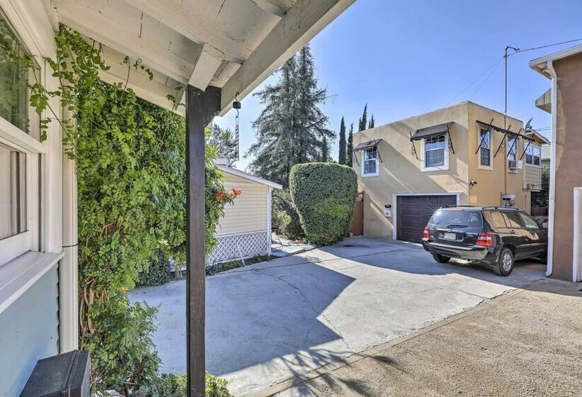 Charming Craftsman Cottage With Garden & Hot Tub!