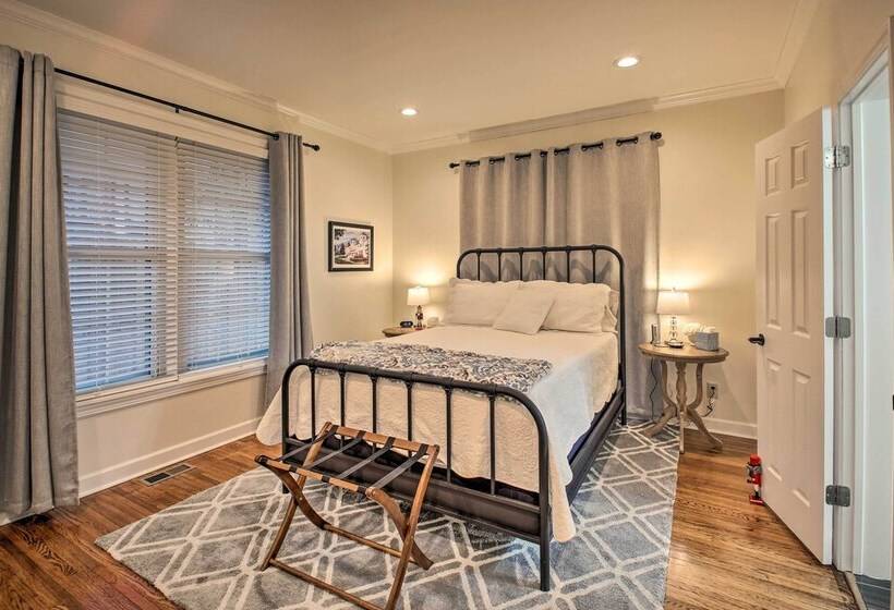 Charming Hot Springs Home W/ Yard ~ 1 Mi To Dtwn!