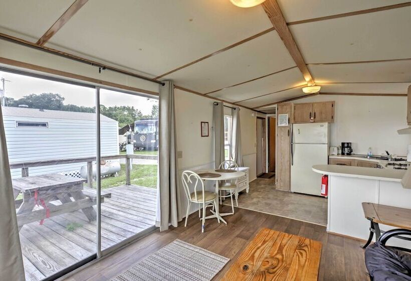 Charming Lakefront Cabin In Ocala National Forest!