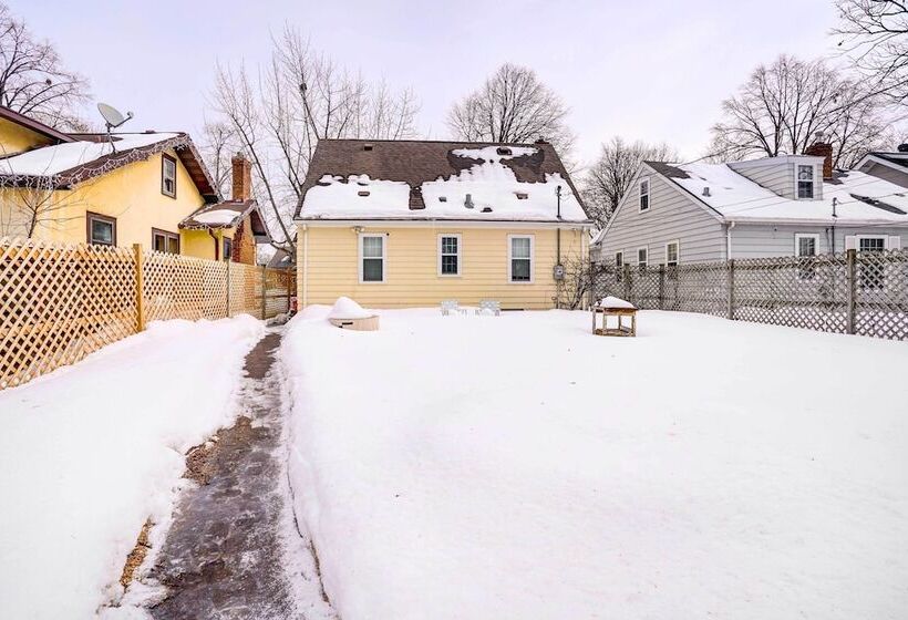Charming Minneapolis Home < 1 Mi To Lakes!