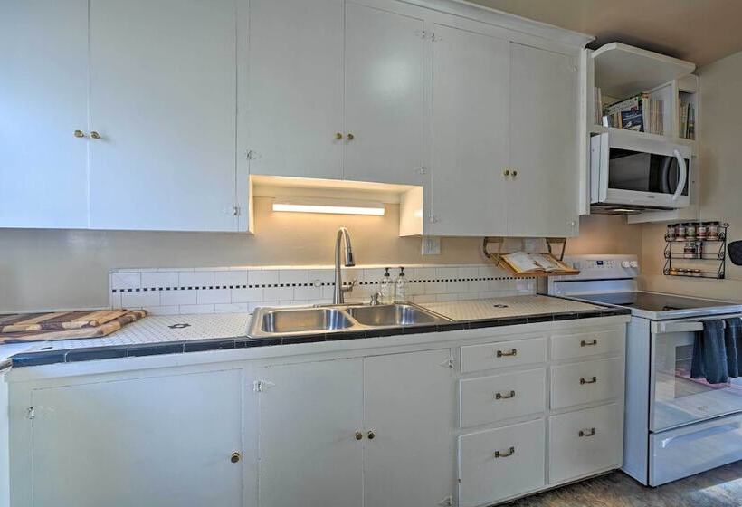 Charming Missoula House Near Downtown + Um!