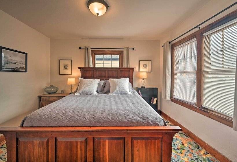 Charming Missoula House Near Downtown + Um!