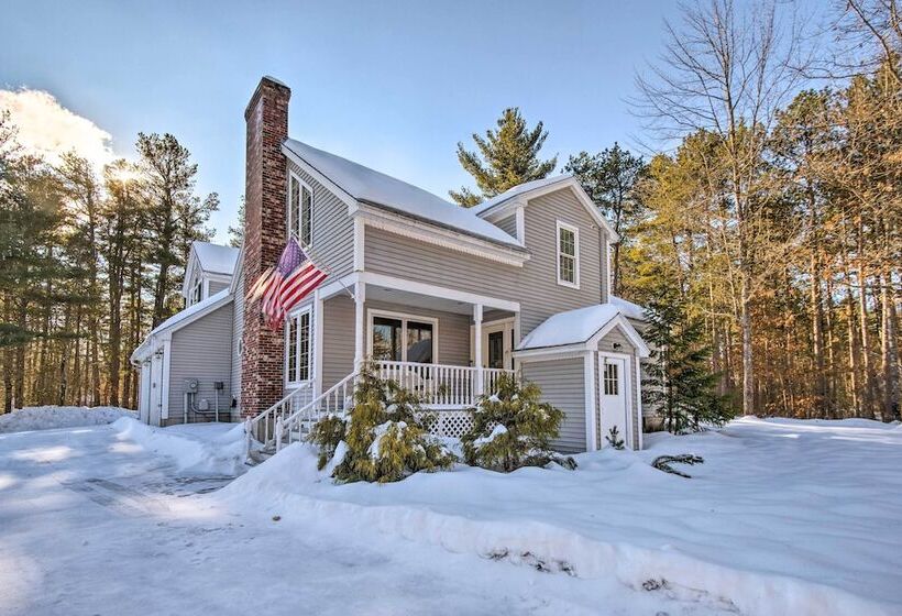 Charming Retreat ~ 1 Mi To Ossipee Lake Marina!