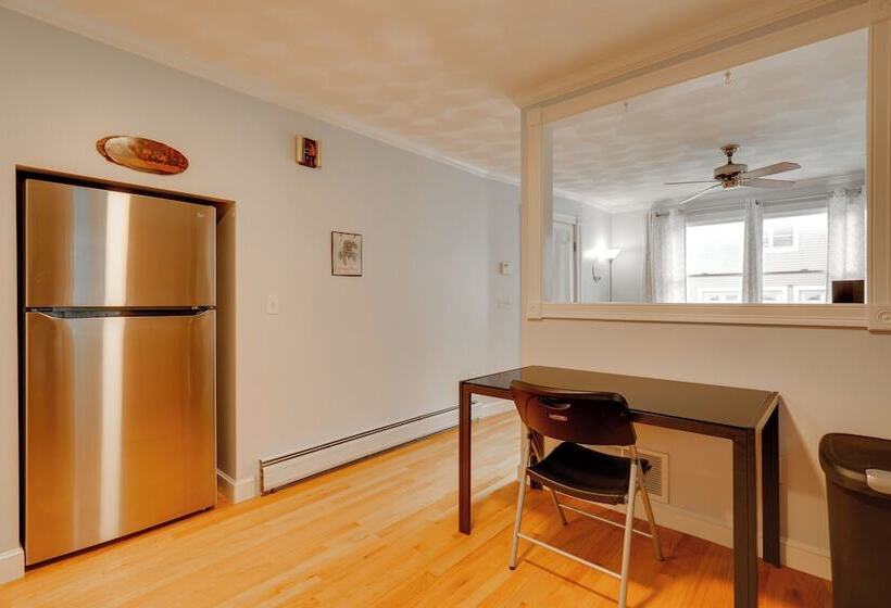 7 Mi To Downtown Providence: Quiet Apt In Seekonk