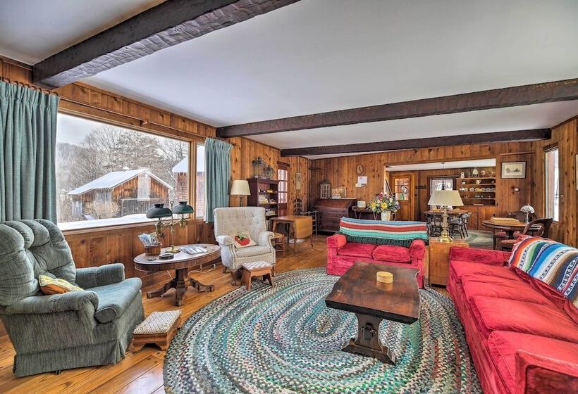 Chester Farmhouse On 100 Acres, 15 Min To Okemo!