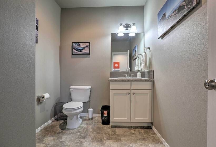 Chic Bend Home W/ Deck < 3 Mi To Downtown!