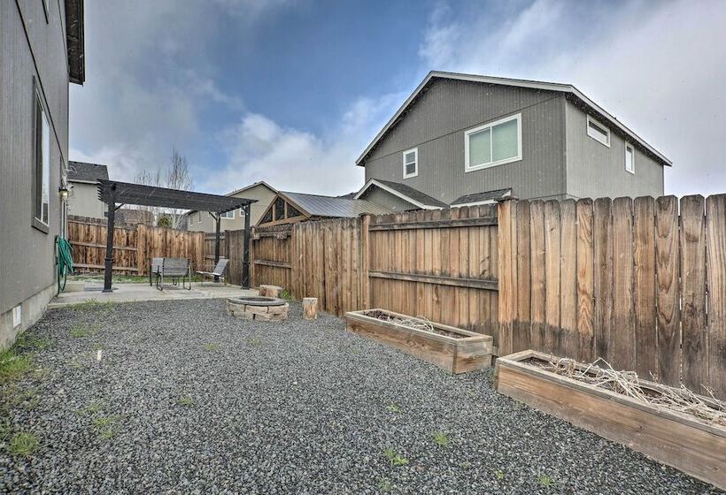 Chic Bend Home W/ Deck < 3 Mi To Downtown!