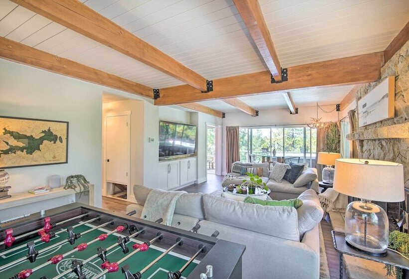 Chic Lake House W/ Furnished Deck & Hot Tub!