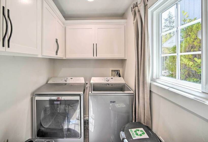 Chic Lake House W/ Furnished Deck & Hot Tub!