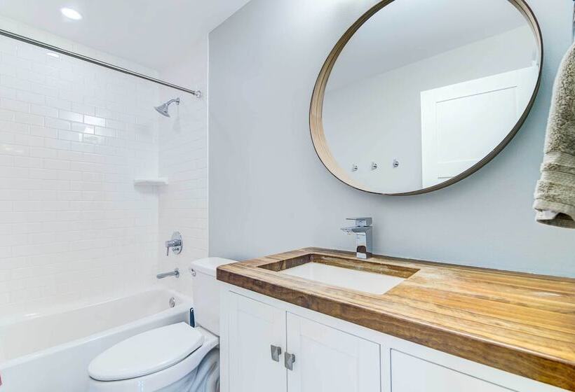 Lakefront Prospect Heights Home: Ice Fish On Site