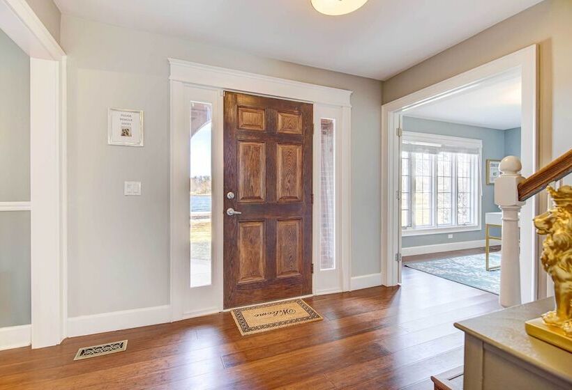 Lakefront Prospect Heights Home: Ice Fish On Site