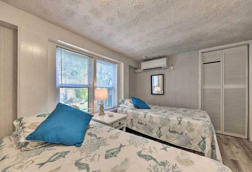 Coastal Cottage: Walk To Fernandina Beach & Dining