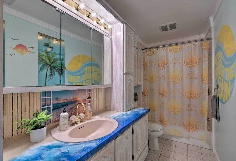 Coastal Edgewater Home W/ Private Hot Tub!
