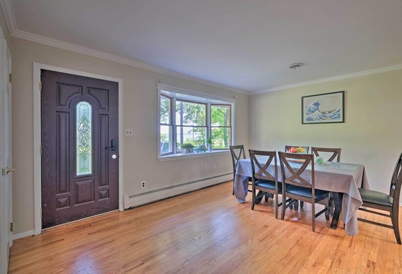 Coastal Edgewater Home W/ Private Hot Tub!