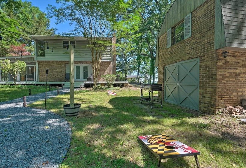 Coastal Edgewater Home W/ Private Hot Tub!