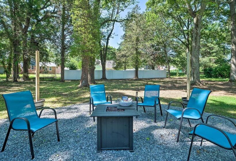 Coastal Edgewater Home W/ Private Hot Tub!