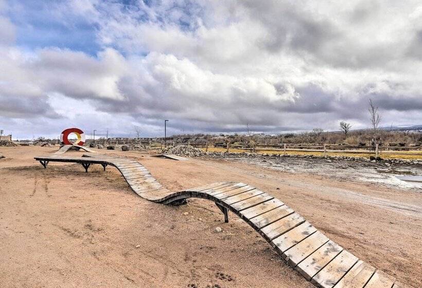 Grand Junction Home ~ 1 Mi To Downtown