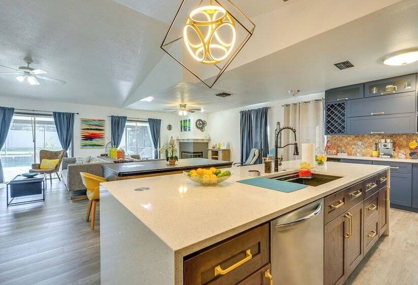 Contemporary Lutz Home: Private Pool, Pet Friendly