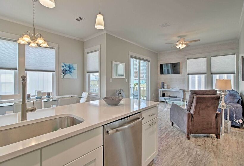 Gulf Shores Home W/ Shared Pool, 2 Blocks To Beach