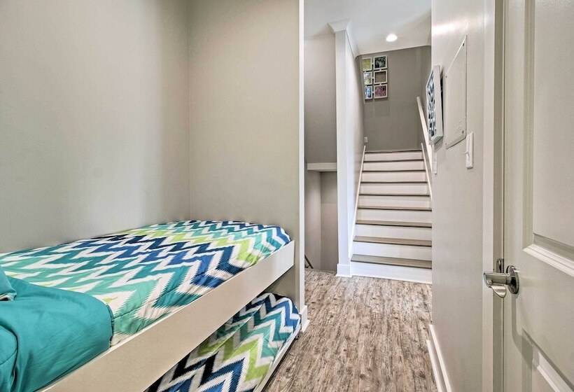 Gulf Shores Home W/ Shared Pool, 2 Blocks To Beach