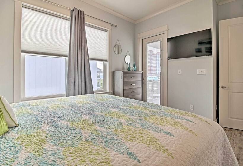 Gulf Shores Home W/ Shared Pool, 2 Blocks To Beach