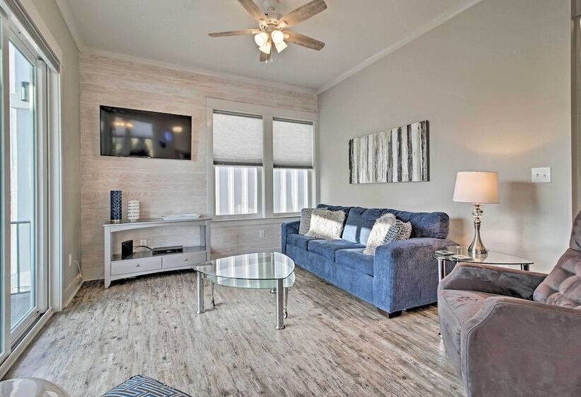 Gulf Shores Home W/ Shared Pool, 2 Blocks To Beach