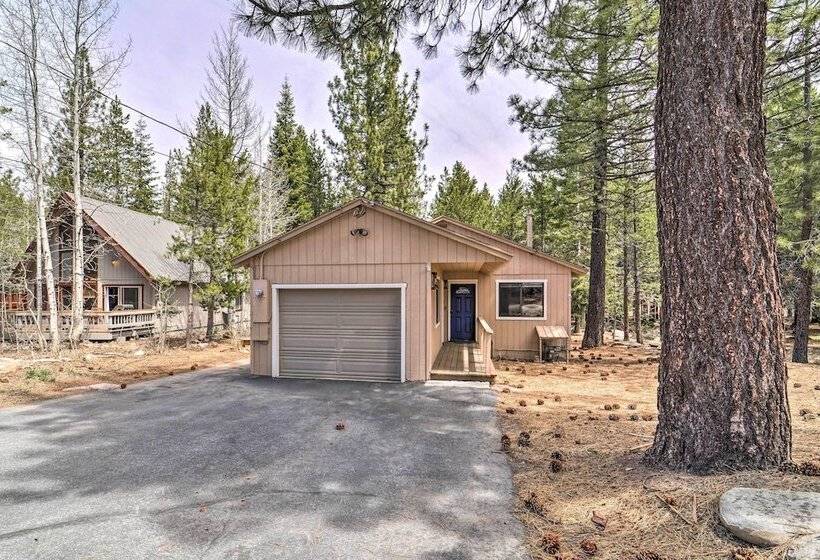 5 Mi To Donner Lake: Home W/ Shared Hot Tub