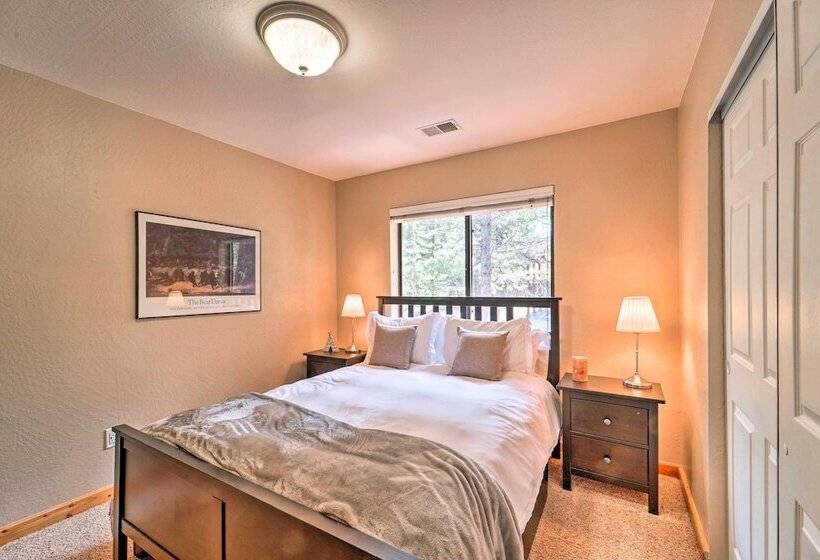 5 Mi To Donner Lake: Home W/ Shared Hot Tub