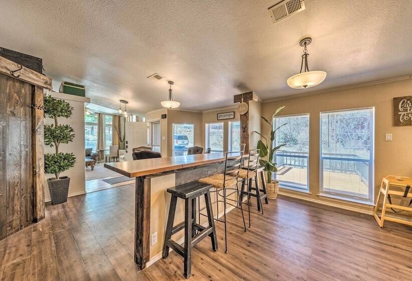 Cozy Cloudcroft Cabin W/ Deck & Gas Grill!