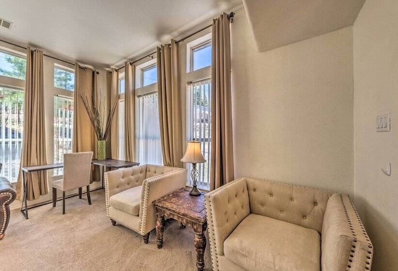 Cozy Cloudcroft Cabin W/ Deck & Gas Grill!