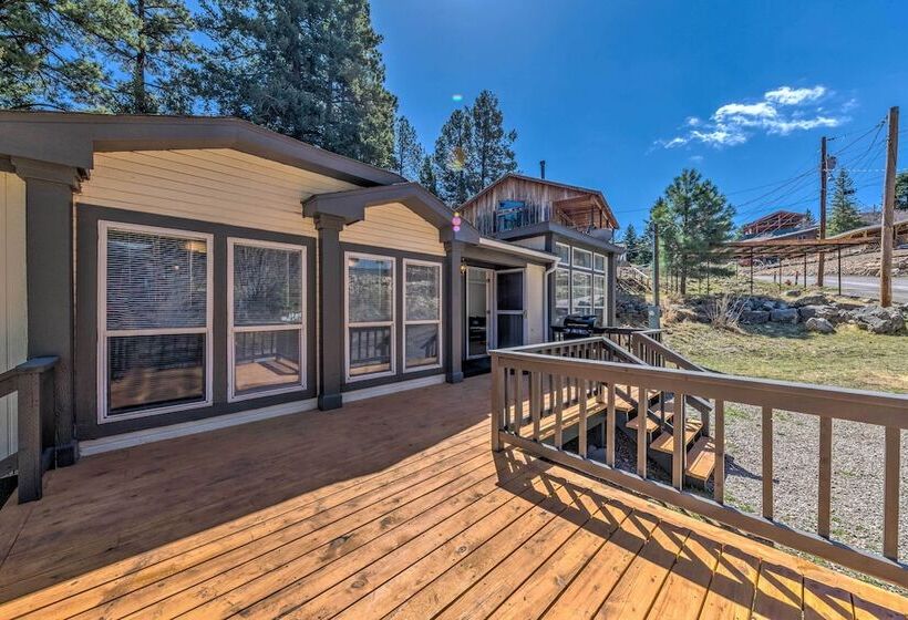 Cozy Cloudcroft Cabin W/ Deck & Gas Grill!