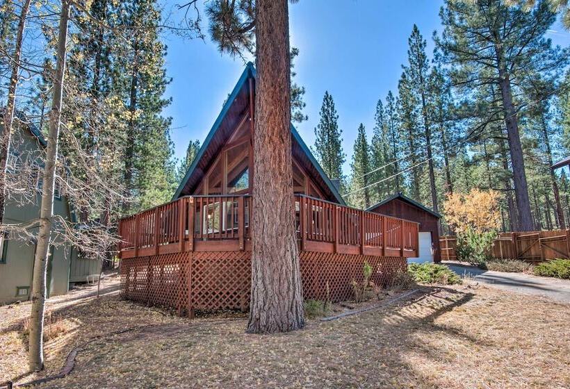 5 Mi To Heavenly Mountain Resort: Tahoe Cabin