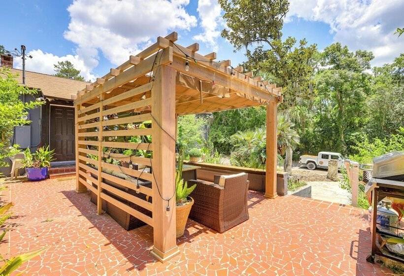 Cozy Gainesville Home ~ 1 Mi To University!