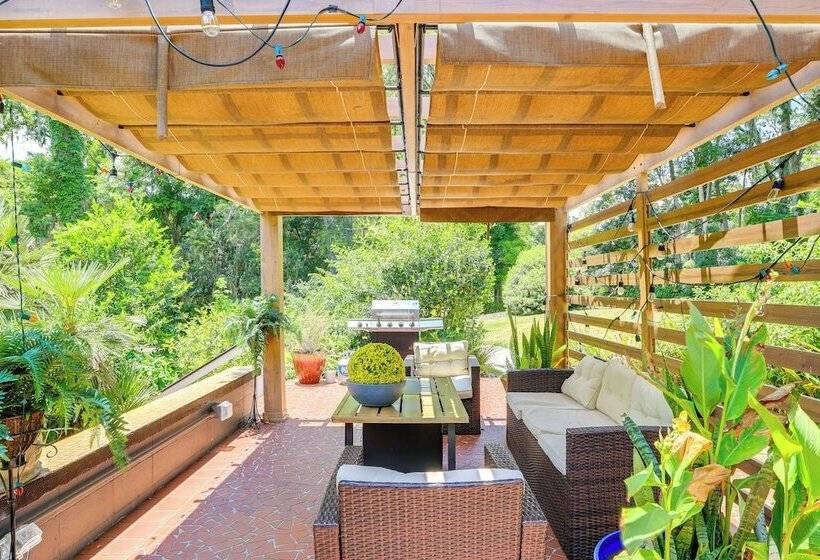 Cozy Gainesville Home ~ 1 Mi To University!